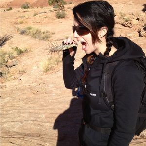 Meet your Posher, Melissa